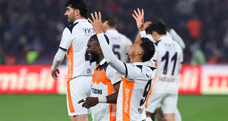 Başakşehir, Son Dakikalarda Bulduğu Golle Hedefini S&uuml;rd&uuml;rd&uuml;