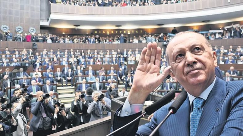 Başkan Erdoğan&rsquo;dan Medyaya Tehditler Savuran CHP Lideri &Ouml;zel&rsquo;e Tepki: Eski T&uuml;rkiye Yok Artık!