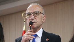 Başkan g&ouml;revden alınmıştı… Y&uuml;reğir Belediyesi Başkan Vekili belli oldu