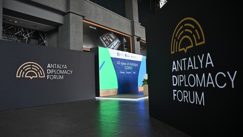 Belek&rsquo;te Diplomasi Maratonu