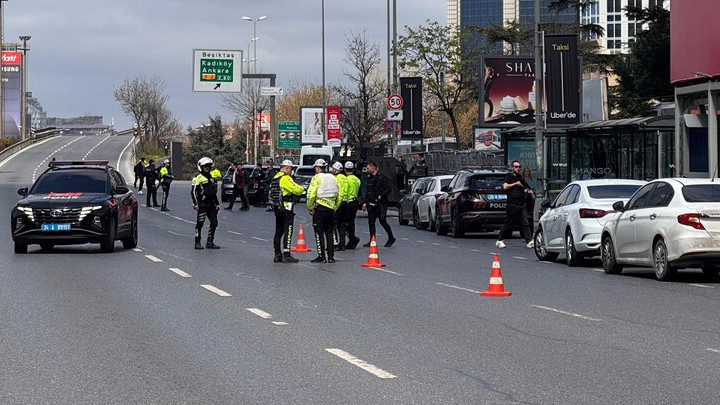 Beşiktaş'taki polis noktasına y&ouml;nelik ter&ouml;r saldırısına ilişkin tedavisi tamamlanan saldırgan tutuklandı
