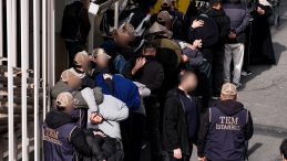 Beşiktaş'taki polis noktasına y&ouml;nelik ter&ouml;r saldırısına ilişkin 9 ş&uuml;pheli tutuklandı