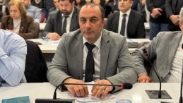 Bornova AK Parti Grup Başkanvekili Sait Tatlı &Ouml;mer Eşki&rsquo;yi İstifaya Davet Etti