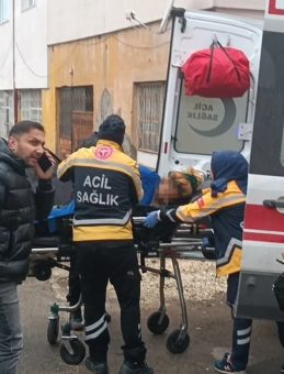 Boşanma Aşamasındaki Karısını 4 Bı&ccedil;ak Darbesiyle Yaraladı