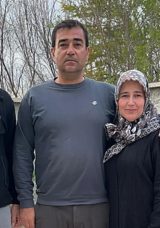 B&ouml;yle tesad&uuml;f filmlerde olur! Bu ailede herkesin doğum tarihi aynı&hellip;