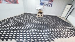 Bu silahlar kime gidiyordu… Kamyonette 1021 tabanca ele ge&ccedil;irildi