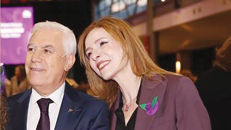 Bursa Büyükşehir Belediye Başkanı Mustafa Bozbey tutuklandı