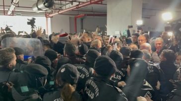 Bursa B&uuml;y&uuml;kşehir Belediyesi'nde Kritik G&uuml;n! Başkan Vekili Bug&uuml;n Belli Olacak