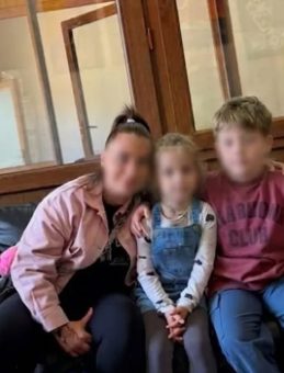 Bursa'da hurda evde bulunmuştu: Minik Nazar'ın mutlu sonu! Kardeşiyle kavuşma anı y&uuml;rekleri burktu&hellip;