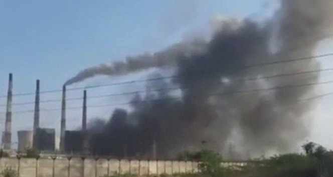 Bursa'da Mobilya Fabrikasında Yangın: İş Yeri Yetkilisi Sinir Krizi Geçirdi