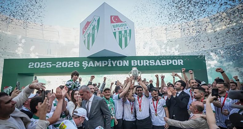 Bursaspor Şampiyonluk Kupasına Kavuştu!