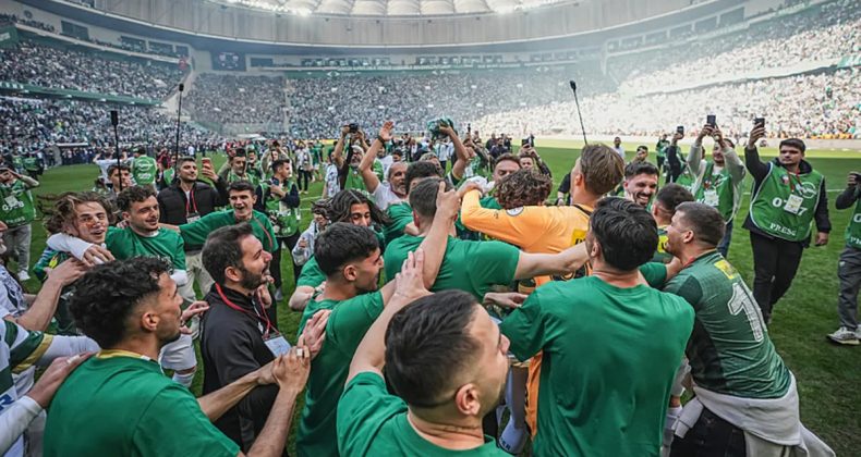 Bursaspor'un "yaşamadığı" şampiyonluk kalmadı