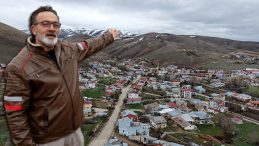 B&uuml;t&uuml;n k&ouml;y seferber oldu: 200 d&ouml;n&uuml;ml&uuml;k araziyi hibe ediyorlar! 'K&ouml;y&uuml;m&uuml;ze yapılsın istiyoruz'