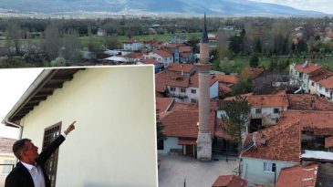 Cami Duvarının İ&ccedil;inden &Ccedil;ıktı: Ankara'da Birleştirilecek! 'El Şeklinde Dağılmış Par&ccedil;alar Tek Tek Toplandı'