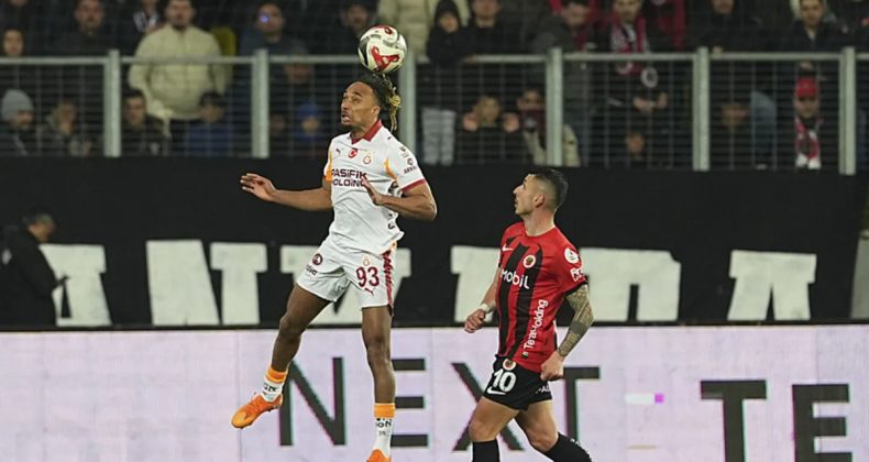 CANLI | Galatasaray-Gen&ccedil;lerbirliği ma&ccedil;ı! İlk 11'ler belli oldu&hellip;