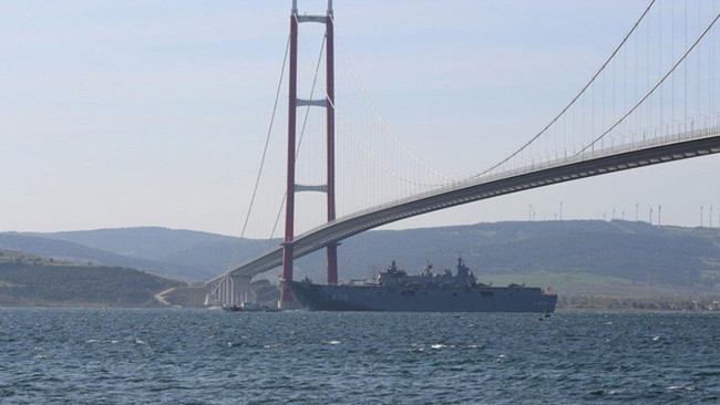 &Ccedil;anakkale Boğazı &Ccedil;ift Y&ouml;nl&uuml; Trafiğe Kapatıldı