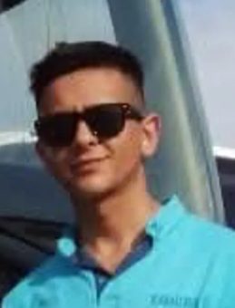 &Ccedil;ay bah&ccedil;esinde "y&uuml;ksek ses" dehşeti! Kendisini uyaran garsonu defalarca bı&ccedil;akladı