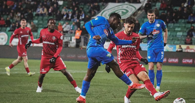 &Ccedil;aykur Rizespor, Gaziantep FK'yi geriden gelerek ge&ccedil;ti!