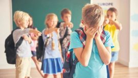 &Ccedil;ocuklara Sosyal Medya Yasağı Gelmeli