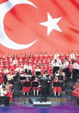 &Ccedil;ocuklardan &Ouml;zel Konser