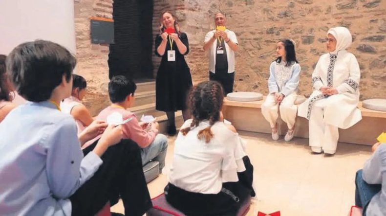 &Ccedil;ocuklarımıza Kendi Kahramanlarımız Yeter