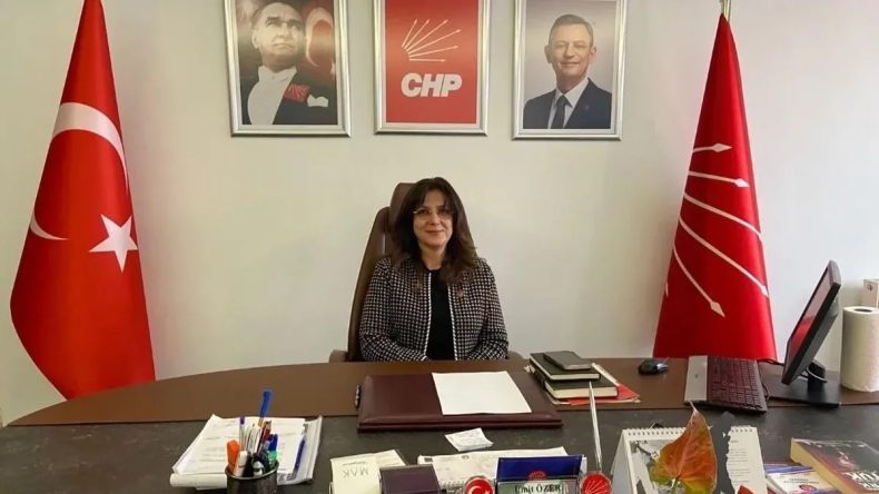 CHP Kayseri İl Başkanı &Uuml;mit &Ouml;zer G&ouml;revinden İstifa Etti