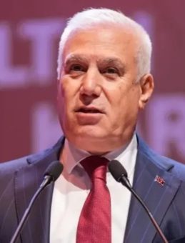 CHP’li Bozbey’i FETÖ’cüler korumuş… Yolsuzluk skandalına uydurulan kılıf, çatı iddianamesiyle çöktü