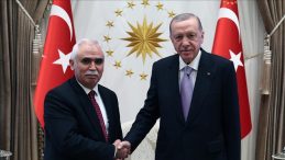 Cumhurbaşkanı Erdoğan, AYM Başkanı &Ouml;zkaya'yı kabul etti