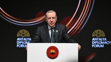 Cumhurbaşkanı Erdoğan'ın konuşması 3 dilde kitaplaştırıldı