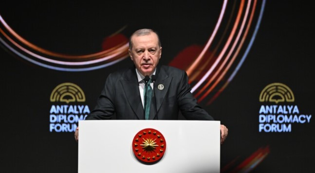 Cumhurbaşkanı Erdoğan'ın konuşması 3 dilde kitaplaştırıldı
