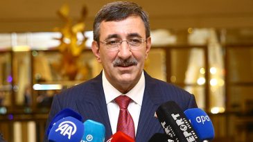 Cumhurbaşkanı Yardımcısı Cevdet Yılmaz: Savaşın sona ermesi i&ccedil;in b&uuml;y&uuml;k bir diplomatik &ccedil;aba i&ccedil;indeyiz