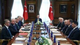 Cumhurbaşkanlığı Y&uuml;ksek İstişare Kurulu sona erdi! Yazılı a&ccedil;ıklama Ter&ouml;rs&uuml;z T&uuml;rkiye ve ateşkes vurgusu