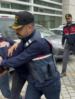 DEAŞ Ter&ouml;r &Ouml;rg&uuml;t&uuml;ne Şafak Operasyonu: 2 Ş&uuml;pheli Yakalandı!