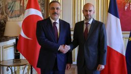 Dışişleri Bakanı Hakan Fidan, Fransız mevkidaşıyla g&ouml;r&uuml;şt&uuml;