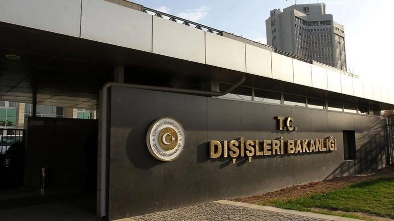 Dışişleri: Kerk&uuml;k&rsquo;e T&uuml;rkmen bir vali se&ccedil;ilmesi tarihi bir gelişmedir