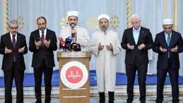 Diyanet İşleri Başkanı Arpaguş hacı uğurlama programında konuştu