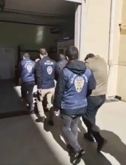 Diyarbakır merkezli 8 ilde bungalov dolandırıcılık operasyonu: "210 Milyon liralık vurgun