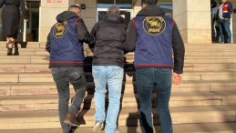 Diyarbakır'da Jandarmadan B&uuml;y&uuml;k Operasyon! 157 Kişi Yakalandı