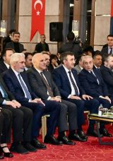 Doğu ve G&uuml;neydoğu&rsquo;nun kalkınma vizyonu Diyarbakır&rsquo;da masaya yatırıldı