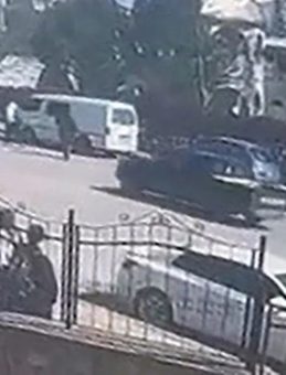 Drift atarken yayaya &ccedil;arpan ehliyetsiz s&uuml;r&uuml;c&uuml; yakalandı: 226 bin TL ceza kesildi!