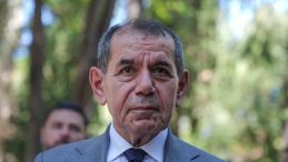 Dursun &Ouml;zbek: &Uuml;lke olarak gururlandık!