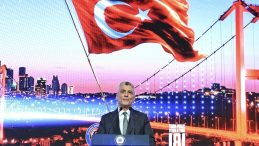 D&uuml;nyada &Ccedil;in ve İtalya'yı Yakalandık! T&uuml;rkiye En Fazla İhra&ccedil; Eden 3. &Uuml;lke Konumunda