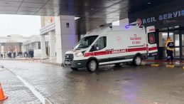 Elazığ'da inşaatta iskele &ccedil;&ouml;kt&uuml;: 4 iş&ccedil;i yaralandı