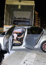 Elazığ'da kamyonet ile otomobil &ccedil;arpıştı: 5 yaralı