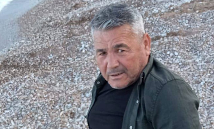 Elektrik direğine &ccedil;arpan motosiklet s&uuml;r&uuml;c&uuml;s&uuml; hayatını kaybetti