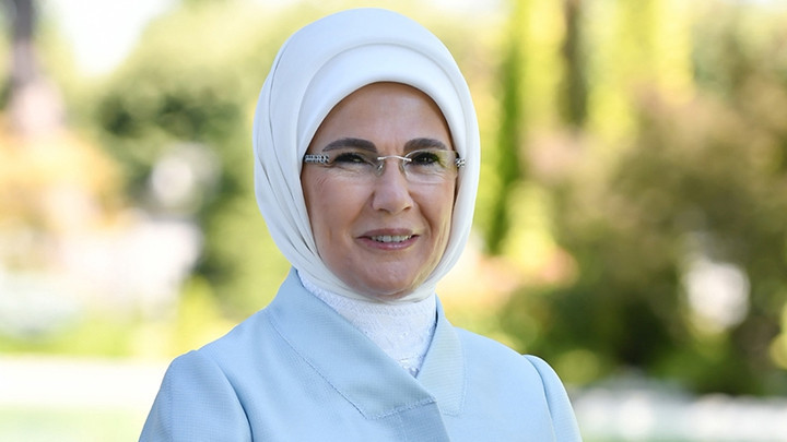 Emine Erdoğan'dan '4'&uuml;nc&uuml; Cemre &Ccedil;arşısı' paylaşımı