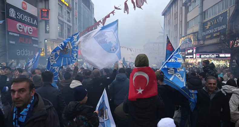 Erzurumspor FK'nın Şampiyonluğu Coşkuyla Kutlandı!