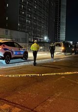 Esenyurt&rsquo;ta Motosiklet Yayaya &Ccedil;arptı: 1 &Ouml;l&uuml;, 2 Yaralı