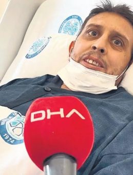 Eşinin karaciğeriyle hayata tutundu
