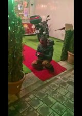 Eski eşin kanlı baskını: Taşla saldırdı, tutuklandı